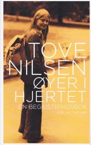 Omslag: "Øyer i hjertet : en begeistringsbok" av Tove Nilsen